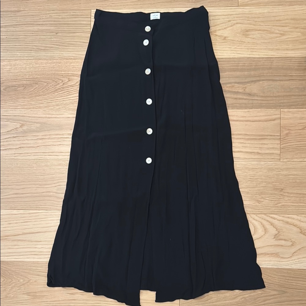 Wilfred Black Button-Front Midi Skirt